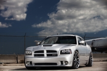  Dodge Charger SRT    